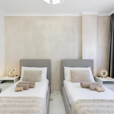 Jasmine * Arona (Tenerife)