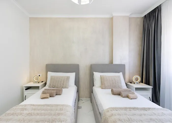 Jasmine * Arona (Tenerife)