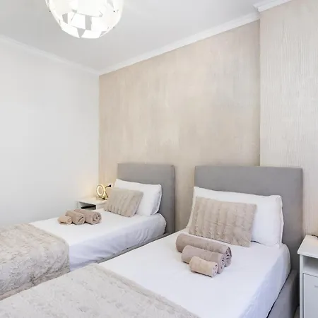 Jasmine Arona (Tenerife)